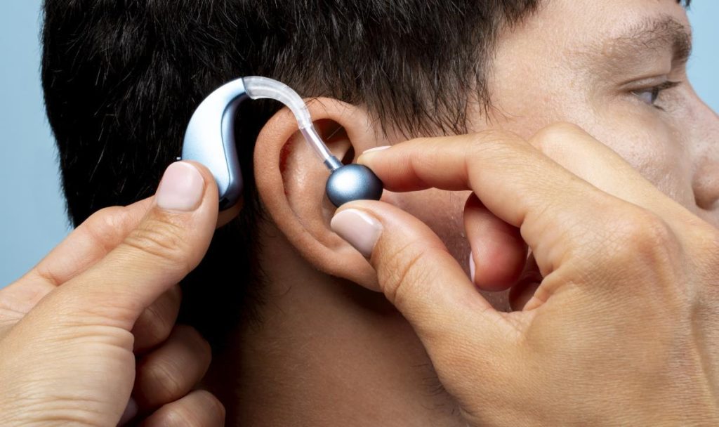 How to Clean Hearing Aid Accessories img